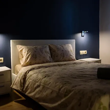 Apartment 3bdr, Center Retreat, Heart, Free Parking Sofia