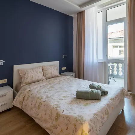 3bdr, Center Retreat, Heart, Free Parking Apartment *