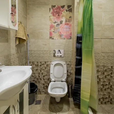 Apartment 3bdr, Center Retreat, Heart, Free Parking Sofia